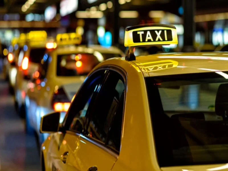 Tại sao nên chọn dịch vụ taxi uy tín tại Thống Nhất?